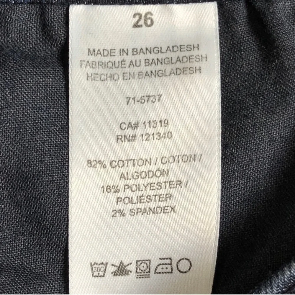 Dynamite Womens Booty Jean Denim Shorts Size 26‎ Stretch Denim Dark Wash